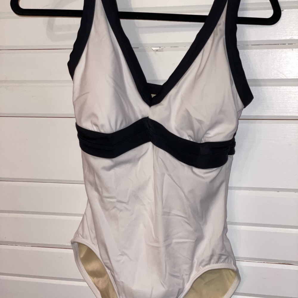 Lands’ End White Black Swimsuit Size 8